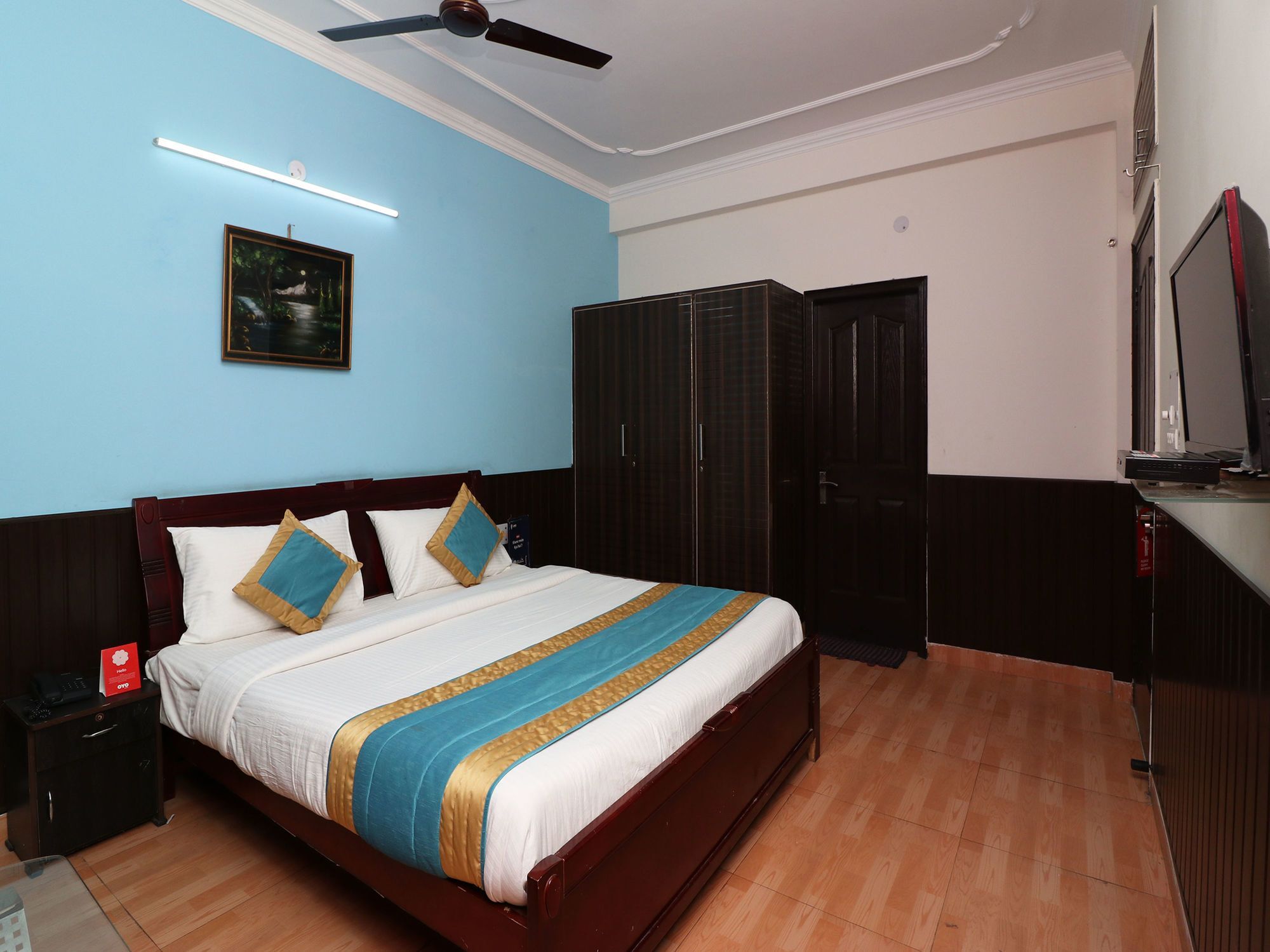 The Abodes House Hotel Greater Noida Exterior photo